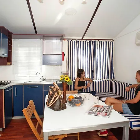 Mobile Homes Badiacca Camping Village Peg011006 Myb Дом отдыха *